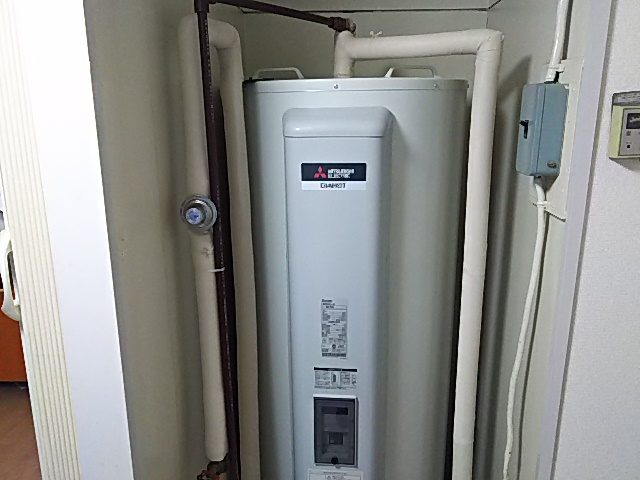 東京都渋谷区電気温水器取替工事（三菱電機SRG-375G）